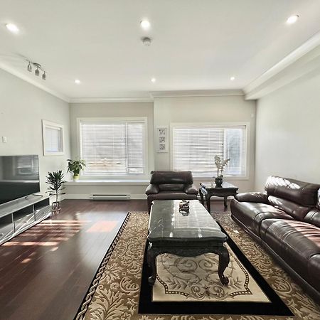 Spacious Home In ריצ'מונד מראה חיצוני תמונה